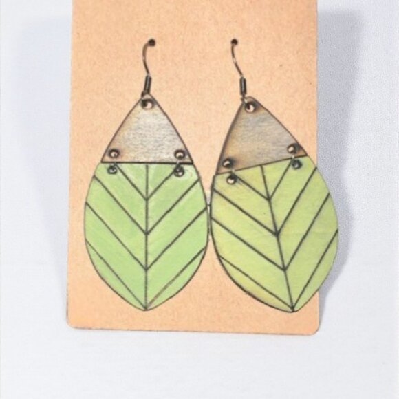 handmade Jewelry - Green Leaf Dangle Earrings